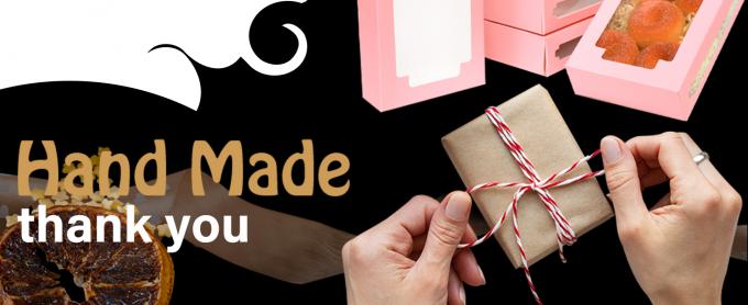 Automatycznie otwierające się pudełka do ciasteczek Kraft do podarowania prezentów 8x5.3x2 Brązowe pudełko do smakołyków z oknem 1