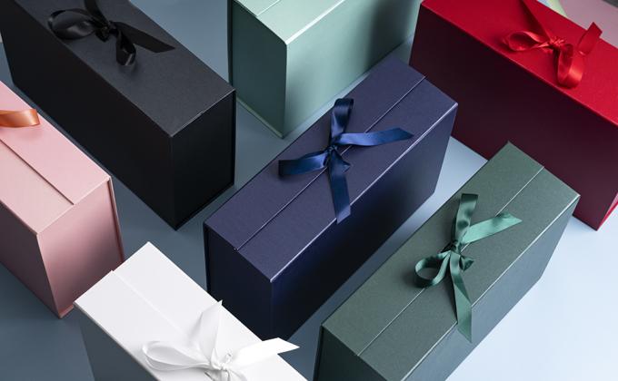 Pudełko prezentów z satynową wstążką, 14x9x4.5 cali Składane pudełko prezentów z zamknięciem magnetycznym na imprezę, wesele, opakowanie prezentów 1